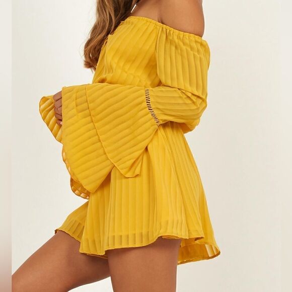 SHOWPO. CUPIDS ARROW PLAYSUIT IN MUSTARD | size 6 - Picture 3 of 11